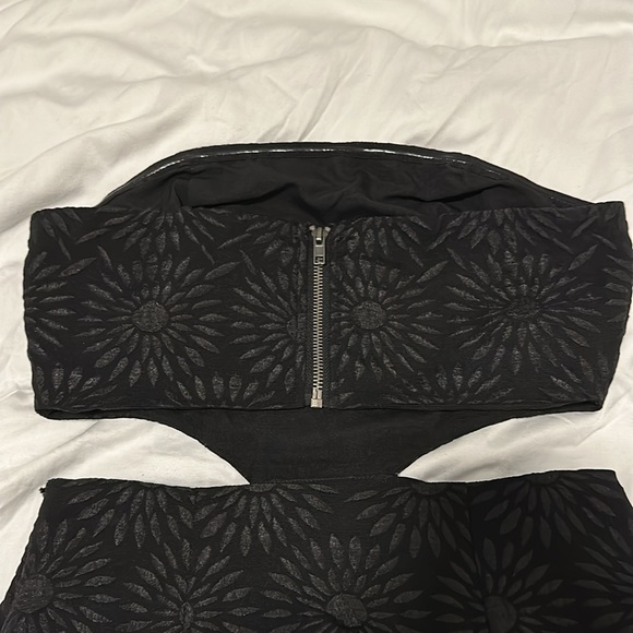 Princess Polly Naomi cut out mini dress size 6 - Picture 7 of 9